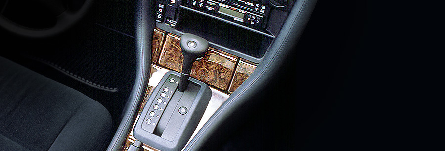 Рычаг управления 4-ступенчатой автоматической коробки Opel AR35 в кабине Опель Сенатор