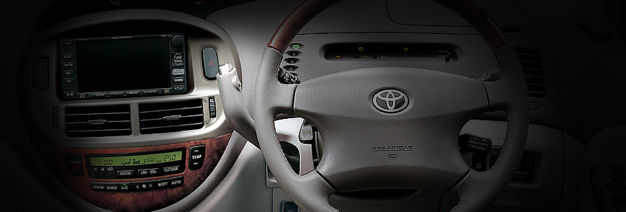 Рычаг управления 4-ступенчатой автоматической коробки Toyota U140E в кабине Тойота Эстима.